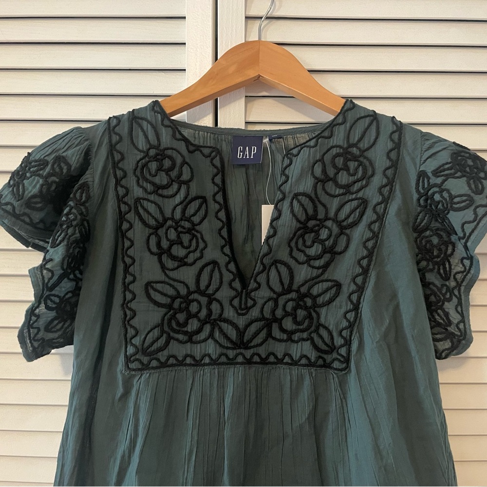 NWT Gap Crinkle Gauze Embroidered Mini Dress S Tall Moore Green
